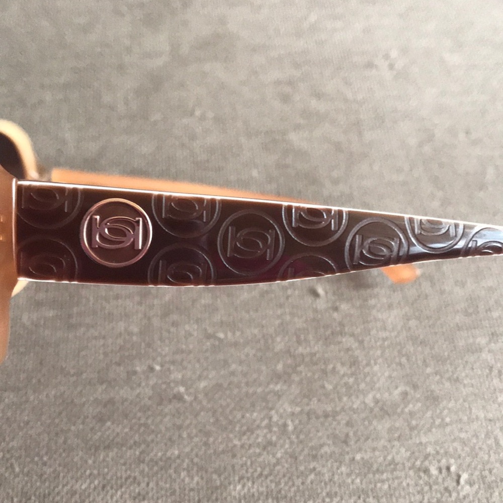 Great condition - Picture 2 of 3